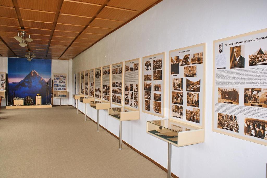 Tourist center Momina Krepost Veliko Tarnovo Exterior foto